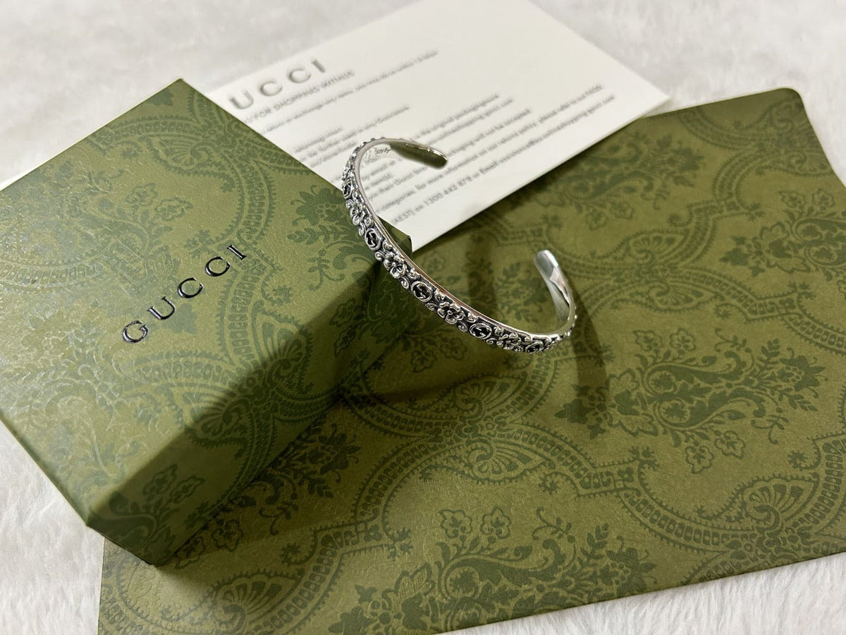 Double Gucci Interlocking Gucci Cuff With Flowers Bracelet
