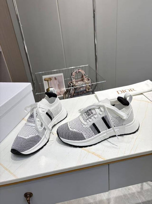DIOR CD RUN SNEAKER 25S IN BLACK AND WHITE MESH FABRIC TWO-TONE SOLE