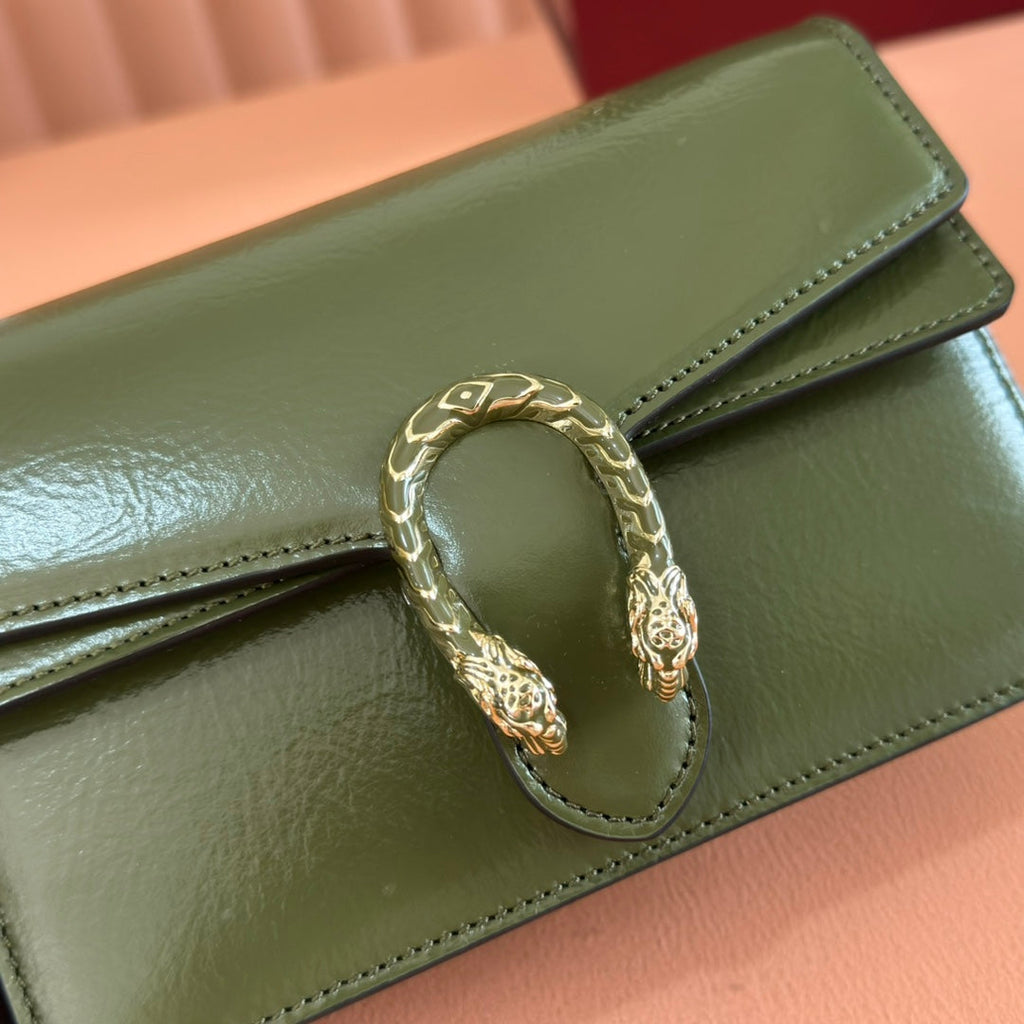 GUCCI 25S DIONYSUS WALLET ON CHAIN 17 IN GREEN GLOSSY CALFSKIN