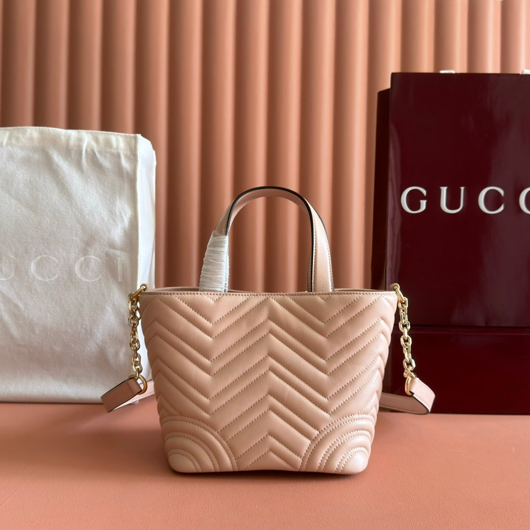 GUCCI 25S SMALL TOTE BAG 29 CM IN NUDE PINK CALFSKIN WITH GOLD HARDWARE