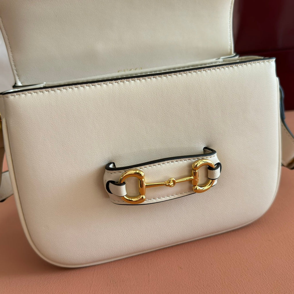 GUCCI 25S HORSEBIT 1955 MINI BAG 20 CM IN LIGHT BEIGE CALFSKIN WITH GOLD HARDWARE