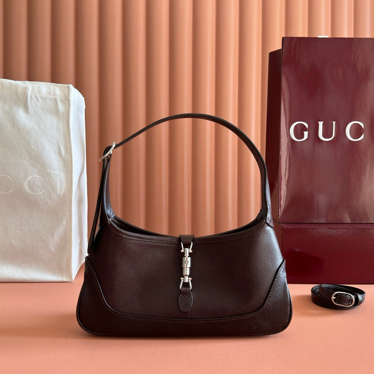 GUCCI 26S JACKIE SLIM SHOULDER BAG 27 IN DARK BROWN CALFSKIN